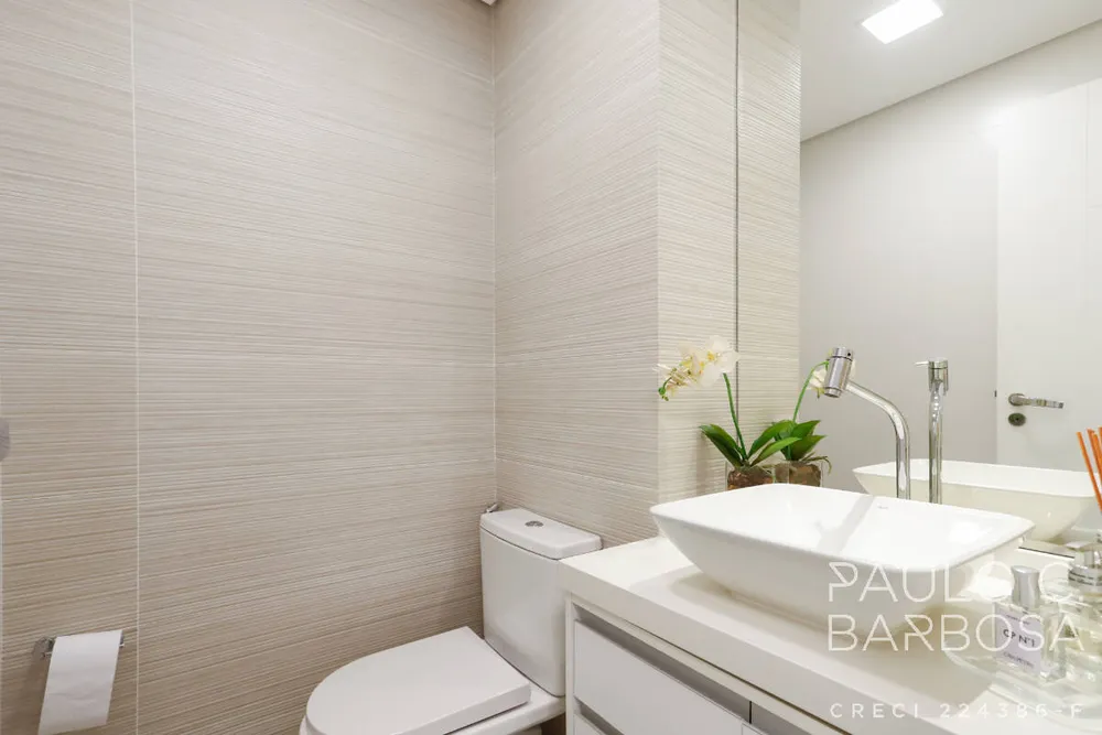 Apartamento, 3 quartos, 241 m² - Foto 2