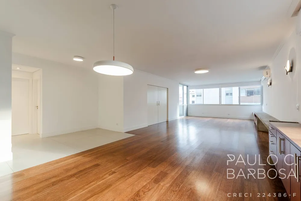 Apartamento, 3 quartos, 270 m² - Foto 1