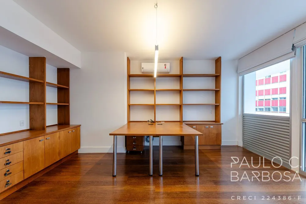 Apartamento, 3 quartos, 270 m² - Foto 2