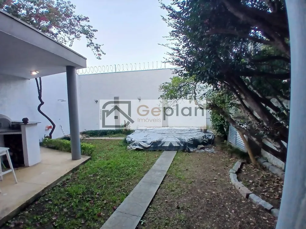 Casa, 3 quartos, 210 m² - Foto 15