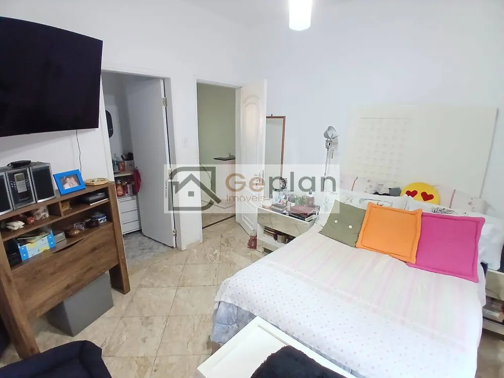 Casa, 3 quartos, 210 m² - Foto 2