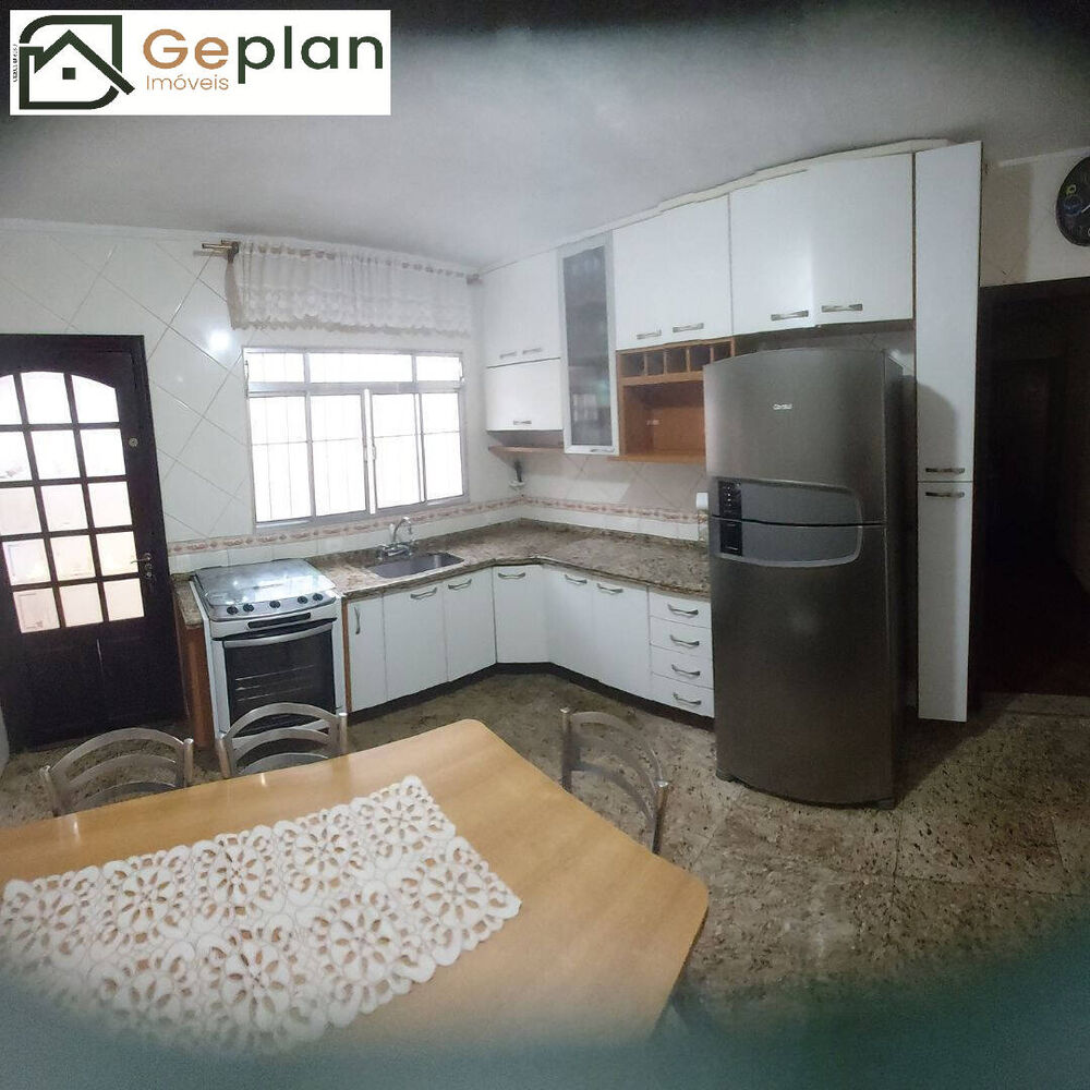 Casa à venda com 2 quartos, 180m² - Foto 3