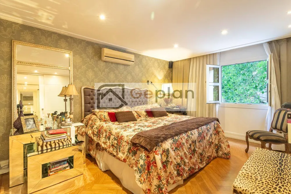 Apartamento, 3 quartos, 166 m² - Foto 1