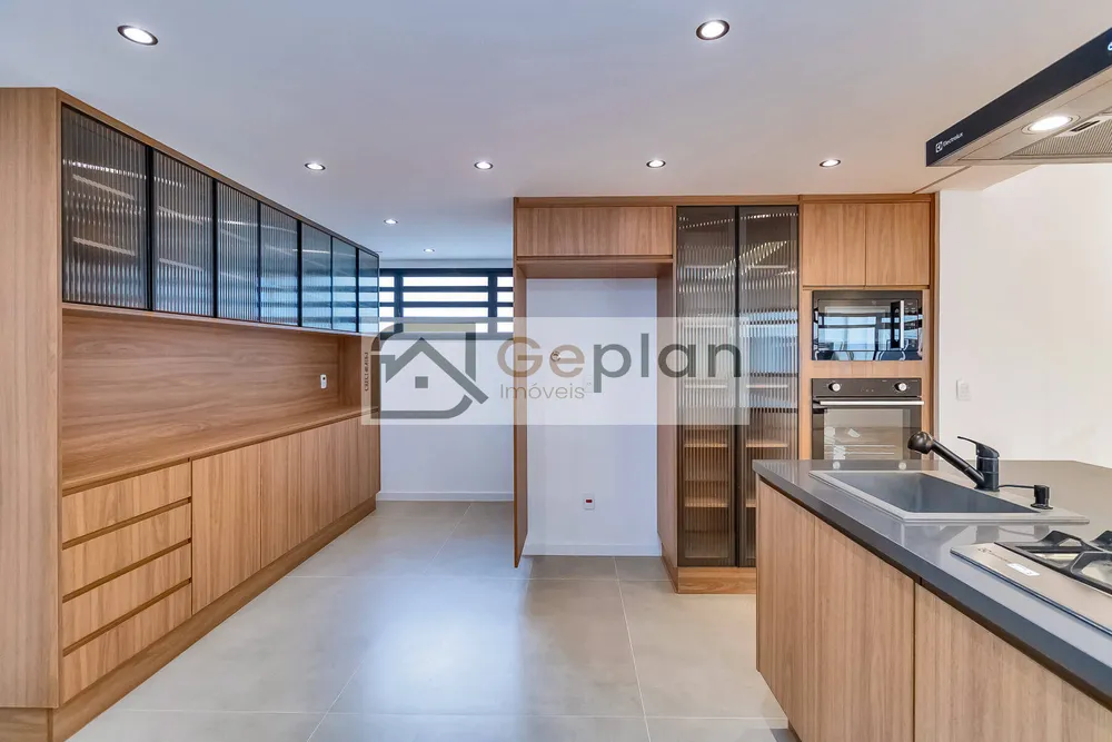 Apartamento, 3 quartos, 220 m² - Foto 10
