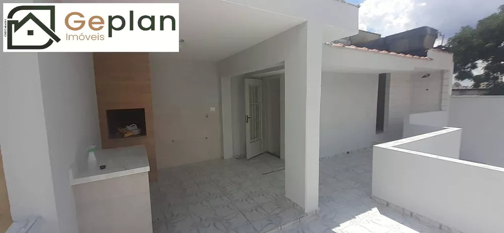 Casa à venda com 3 quartos, 250m² - Foto 3