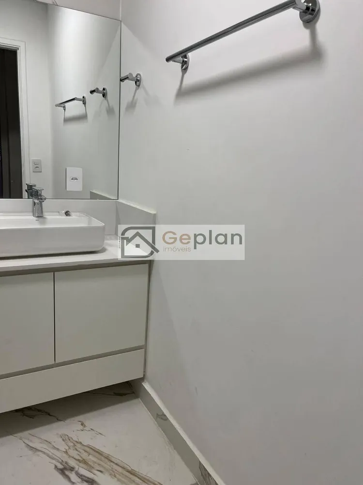 Apartamento, 3 quartos, 152 m² - Foto 2