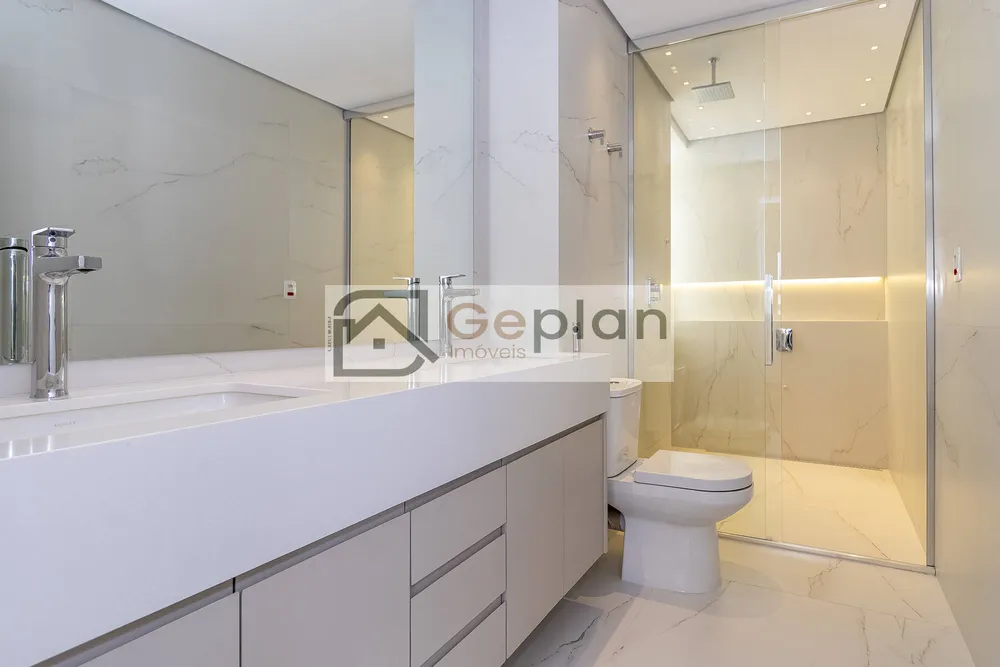 Apartamento, 3 quartos, 213 m² - Foto 2