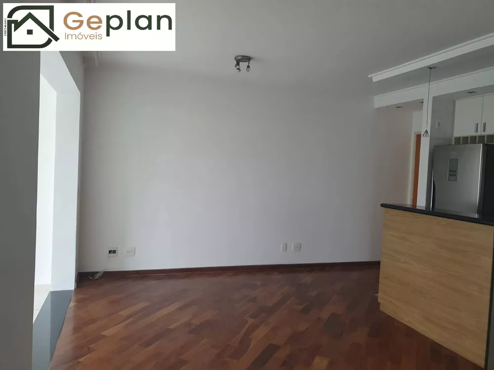 Apartamento à venda com 3 quartos, 84m² - Foto 4