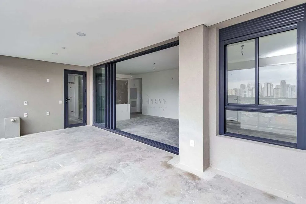 Apartamento, 3 quartos, 179 m² - Foto 1
