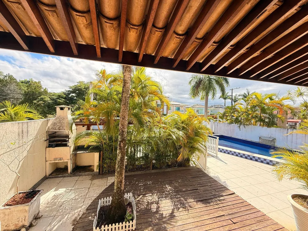Casa, 5 quartos, 334 m² - Foto 1