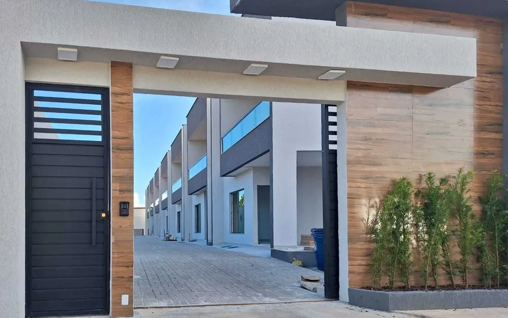 Casa, 4 quartos, 168 m² - Foto 1