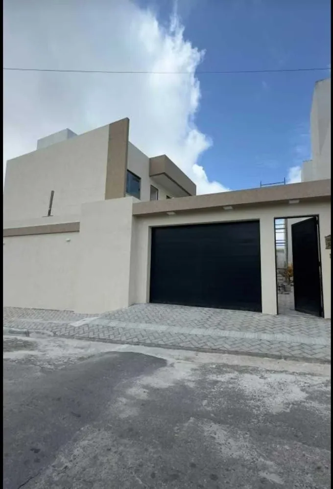Casa, 3 quartos, 168 m² - Foto 2