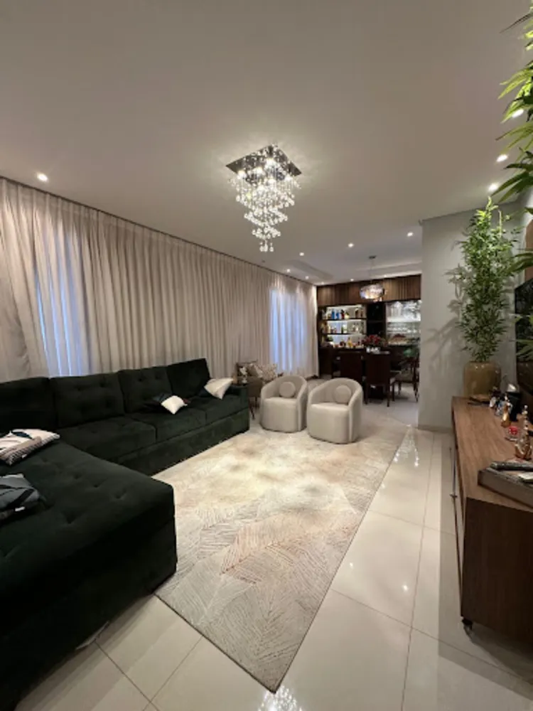 Casa, 3 quartos, 292 m² - Foto 1