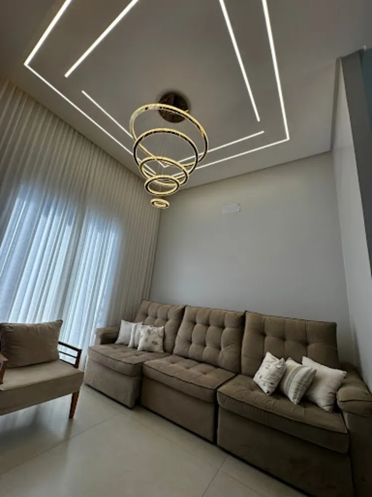 Casa, 3 quartos, 137 m² - Foto 2