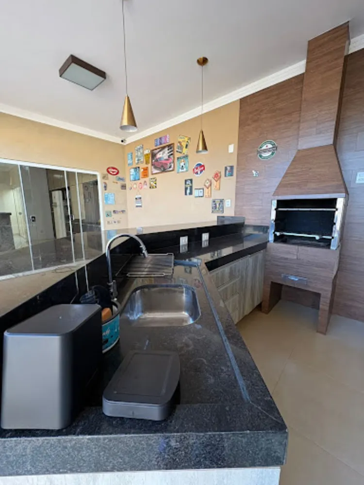 Casa, 3 quartos, 182 m² - Foto 2