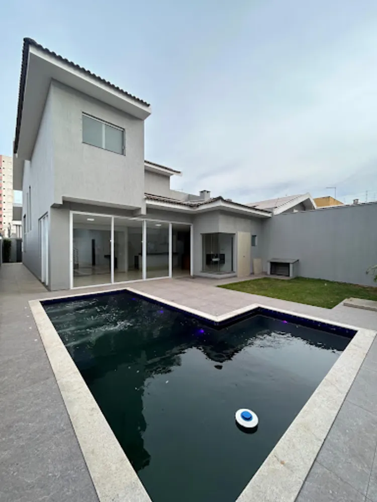 Sobrado, 1 quarto, 292 m² - Foto 1