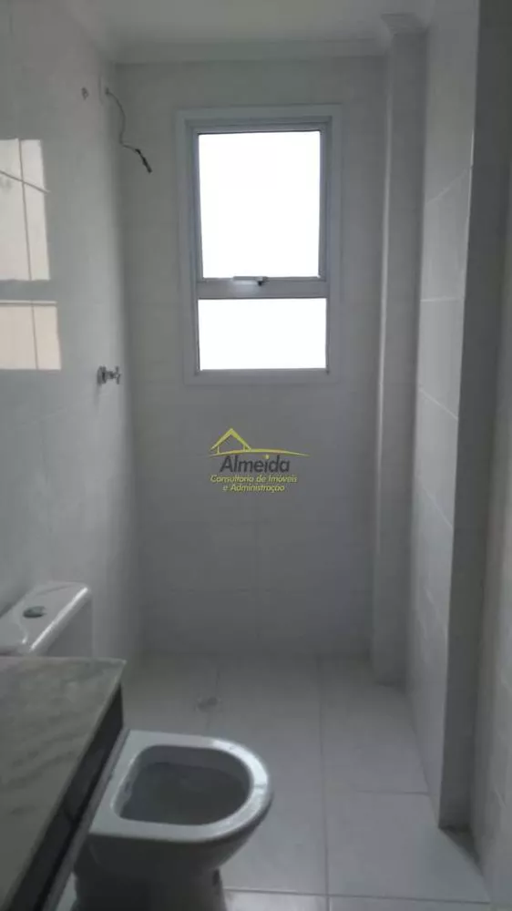 Apartamento à venda com 2 quartos, 600m² - Foto 4