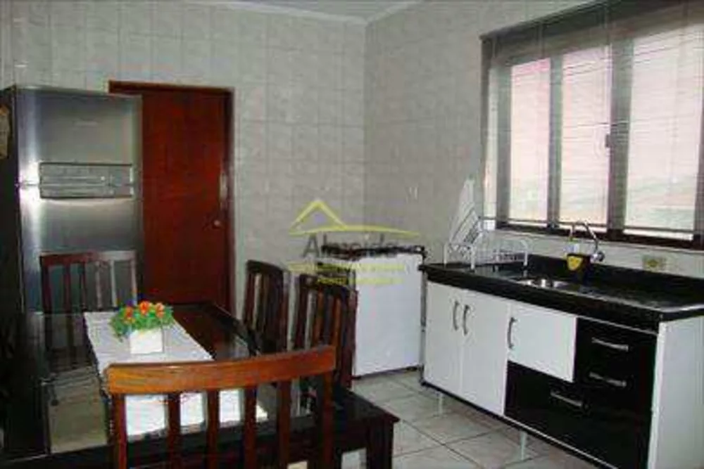 Apartamento à venda com 2 quartos, 74m² - Foto 1