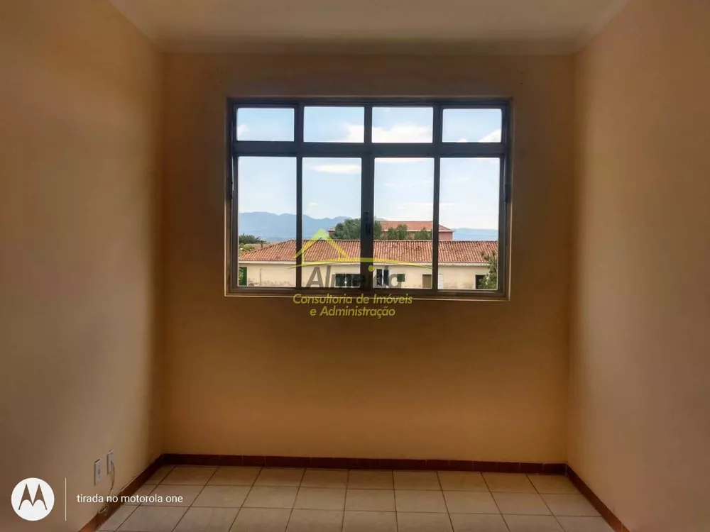 Apartamento à venda com 3 quartos, 110m² - Foto 3