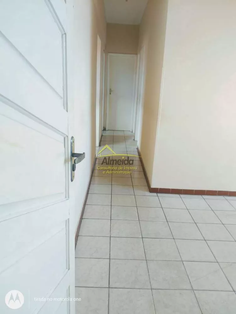 Apartamento à venda com 3 quartos, 110m² - Foto 1