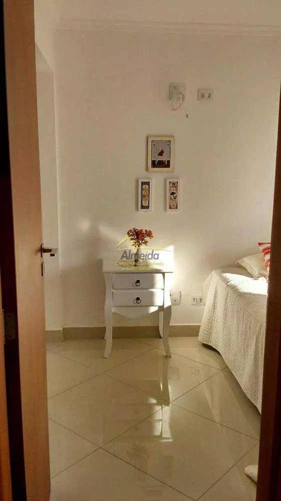 Apartamento à venda com 2 quartos, 57m² - Foto 1