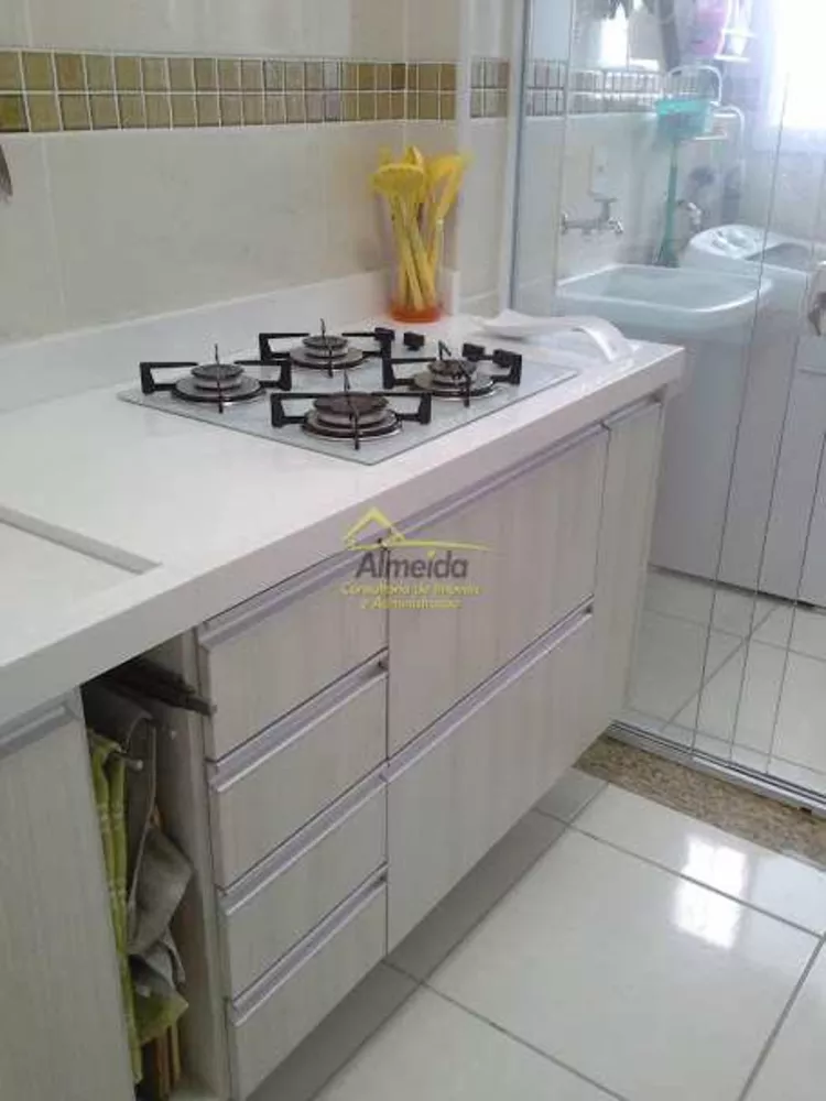 Apartamento à venda com 2 quartos, 78m² - Foto 7