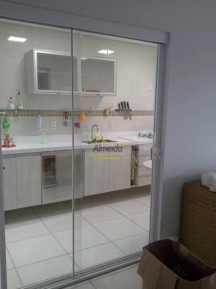 Apartamento à venda com 2 quartos, 78m² - Foto 6