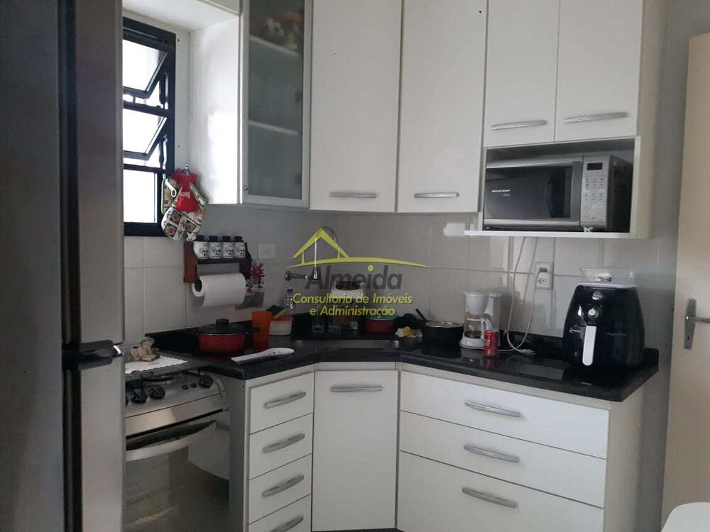 Apartamento à venda com 2 quartos, 136m² - Foto 2