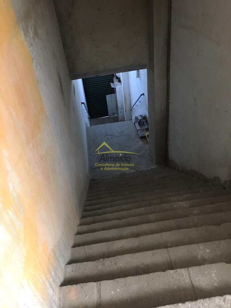 Prédio Inteiro - Foto 1