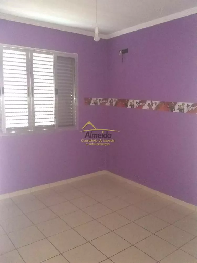 Apartamento à venda com 3 quartos, 100m² - Foto 1