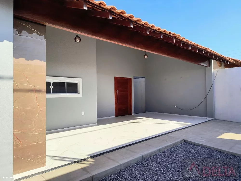 Casa à venda com 3 quartos, 210m² - Foto 4