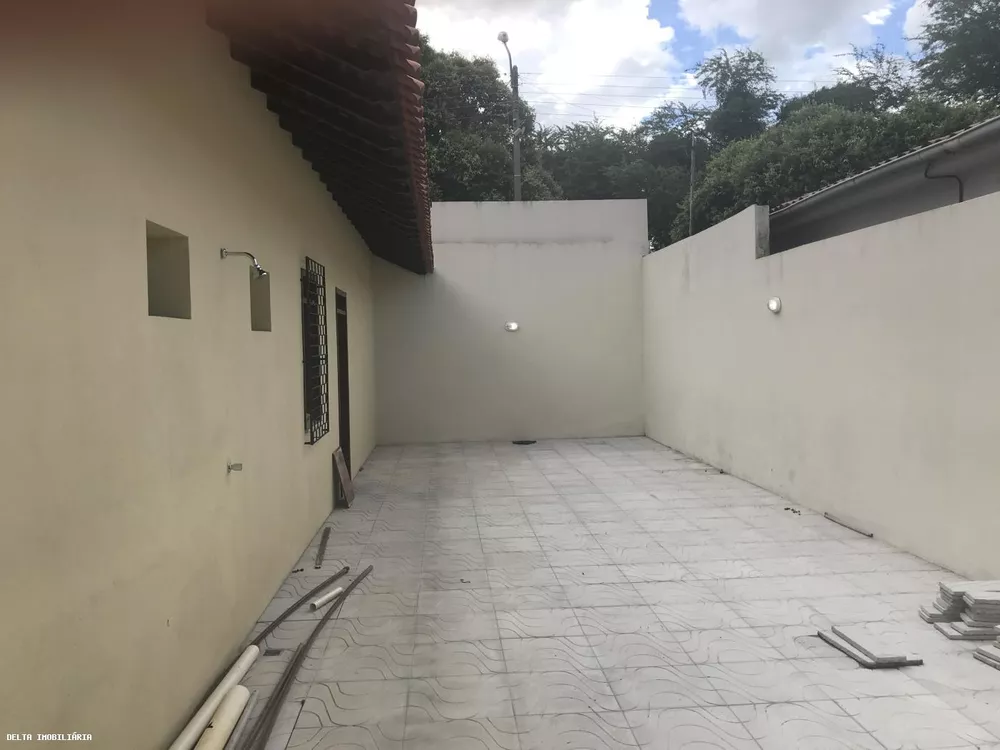 Casa à venda com 3 quartos, 228m² - Foto 11