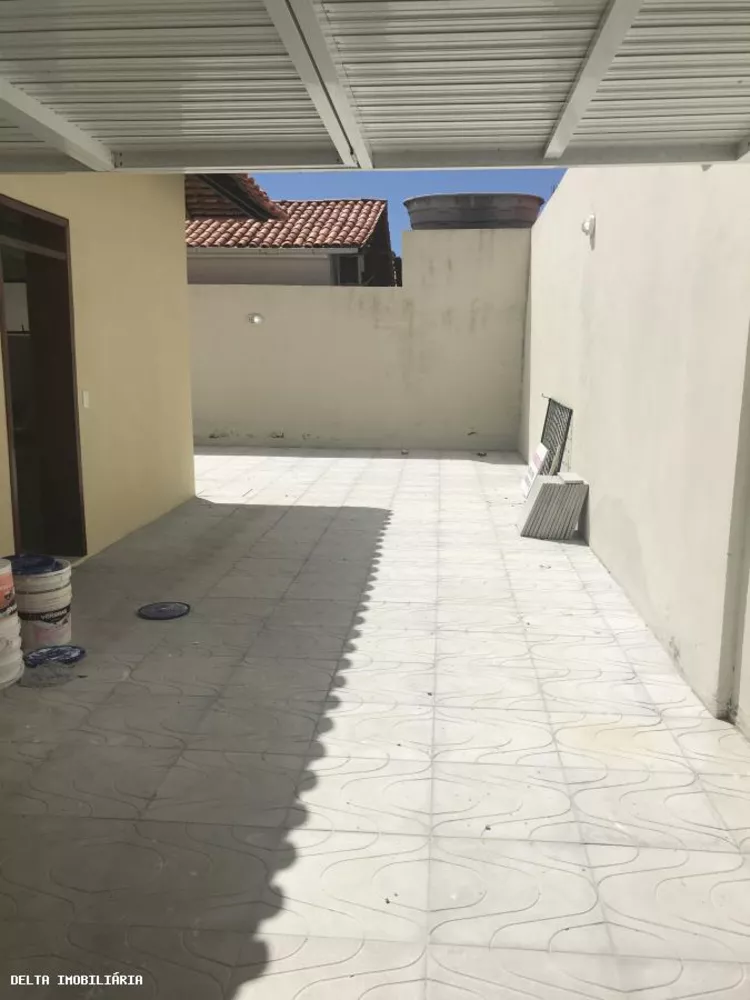 Casa à venda com 3 quartos, 228m² - Foto 4