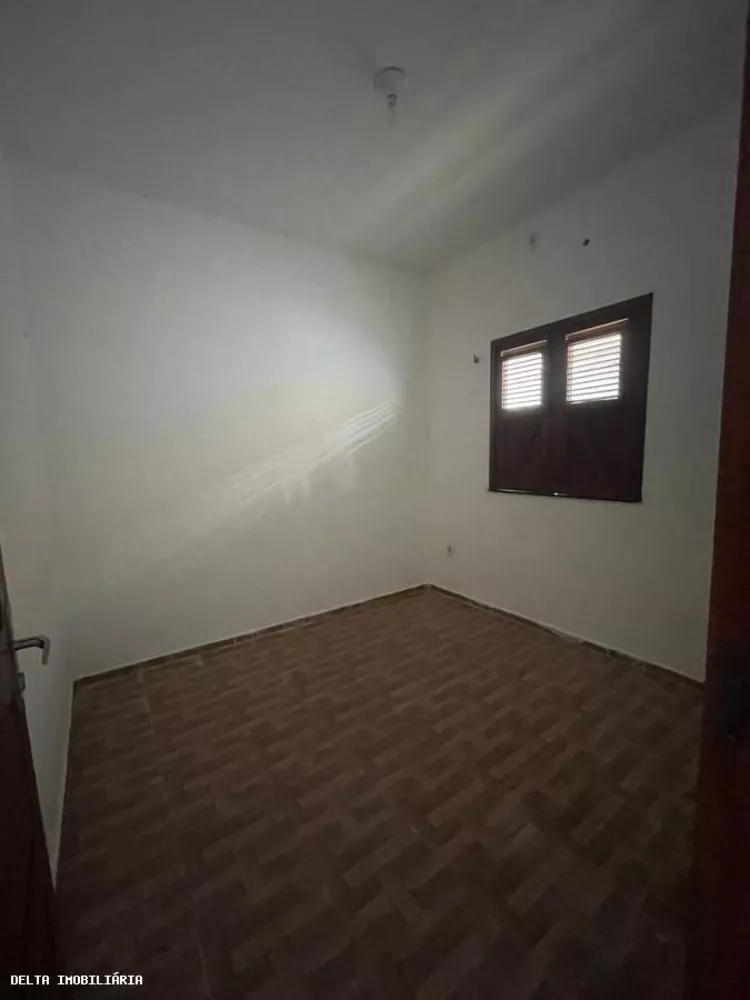 Casa para alugar com 2 quartos, 180m² - Foto 4