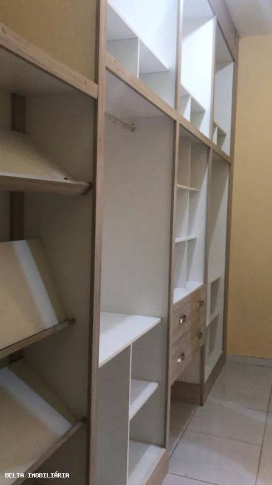Casa, 1 quarto, 150 m² - Foto 2