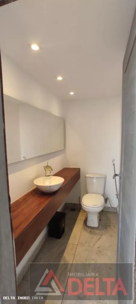 Casa para alugar com 5 quartos, 360m² - Foto 6