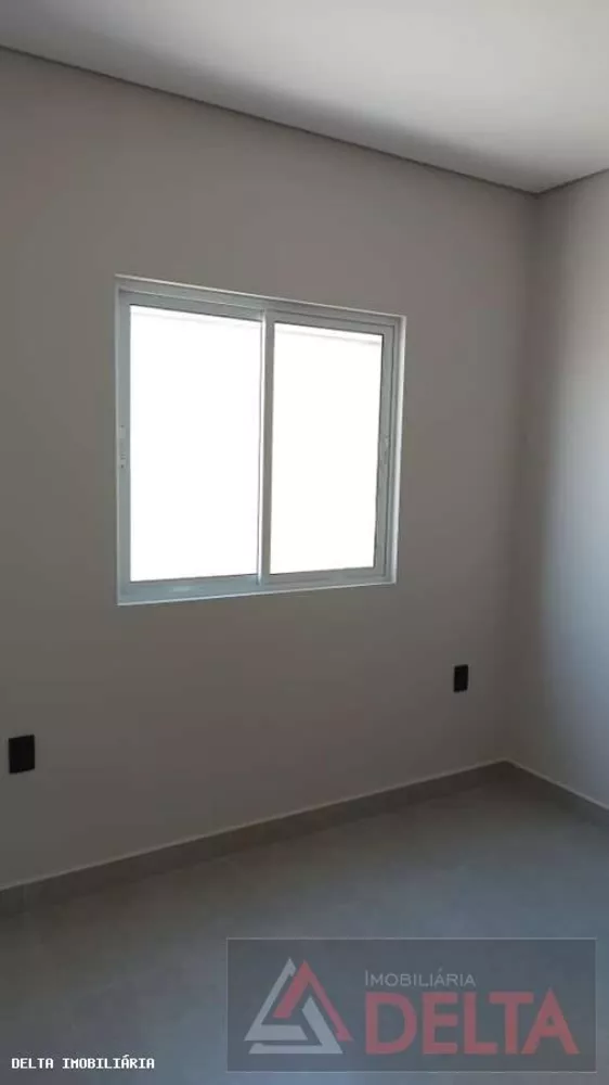 Casa à venda com 3 quartos, 250m² - Foto 11