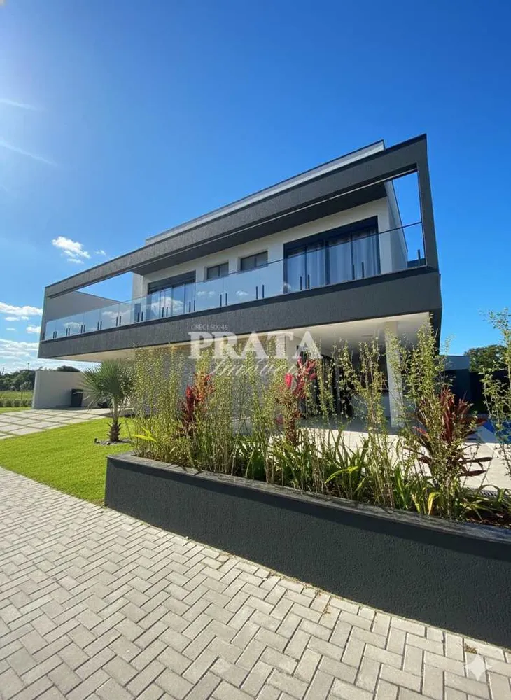 Sobrado, 6 quartos, 291 m² - Foto 1