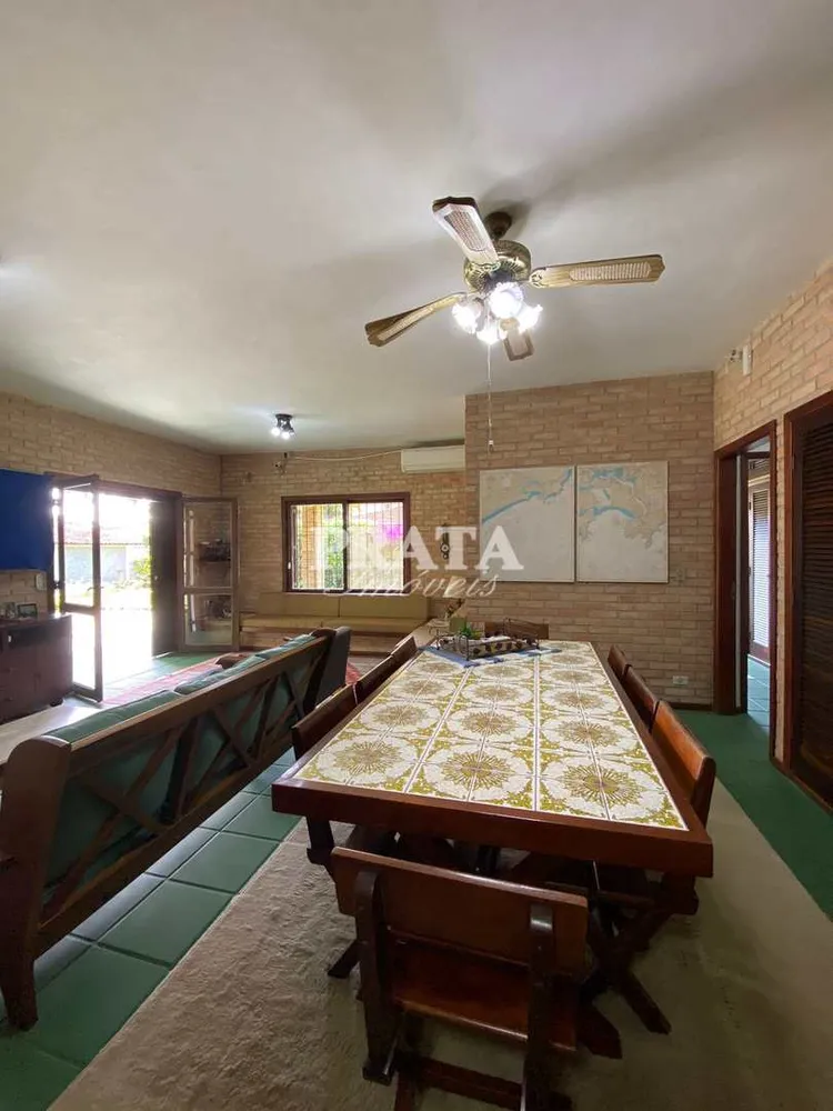 Casa, 3 quartos, 300 m² - Foto 13