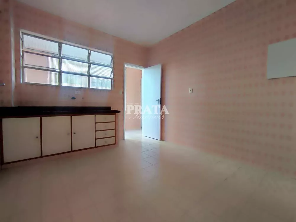 Apartamento para alugar com 2 quartos, 125m² - Foto 6