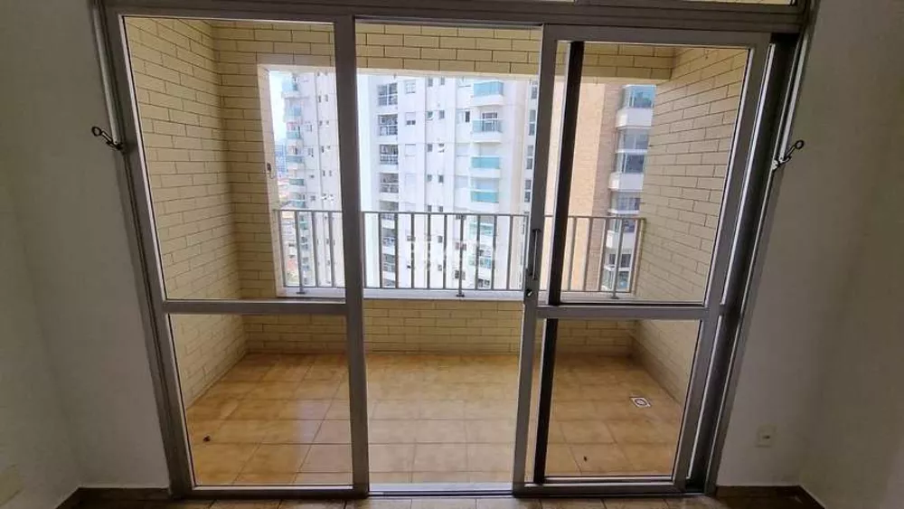 Apartamento para alugar com 2 quartos, 125m² - Foto 2