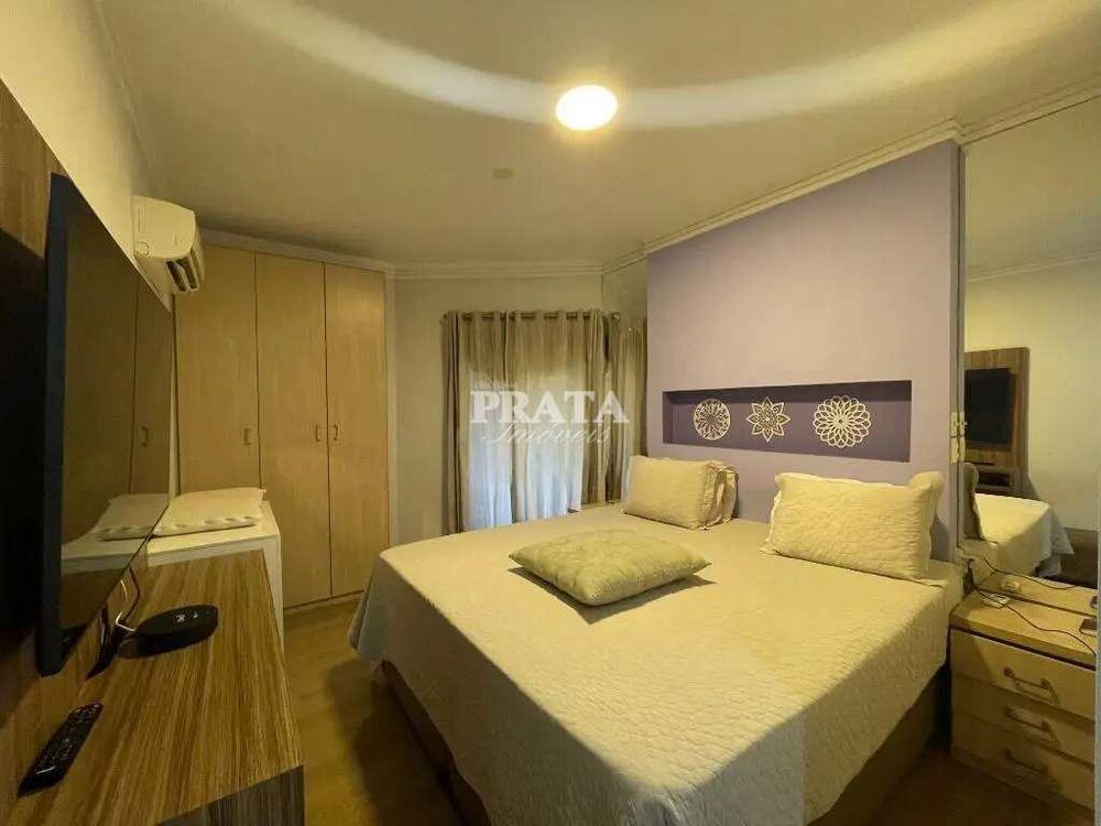 Apartamento, 3 quartos, 160 m² - Foto 1