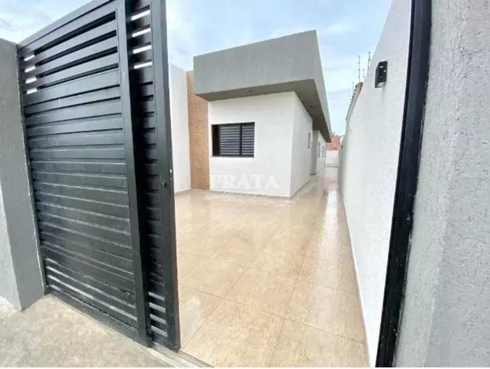 Casa à venda com 3 quartos, 76m² - Foto 4