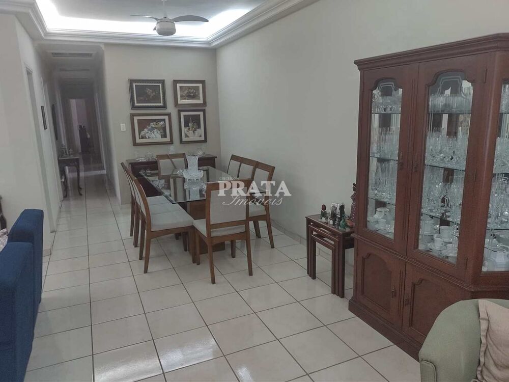 Casa à venda com 3 quartos, 158m² - Foto 2