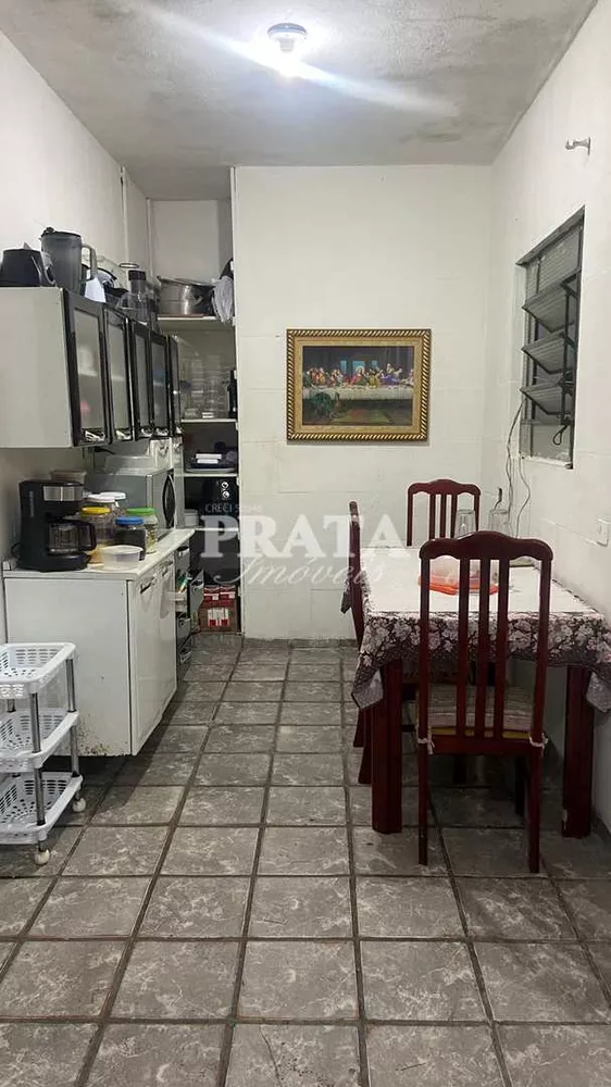 Casa à venda com 3 quartos, 230m² - Foto 3