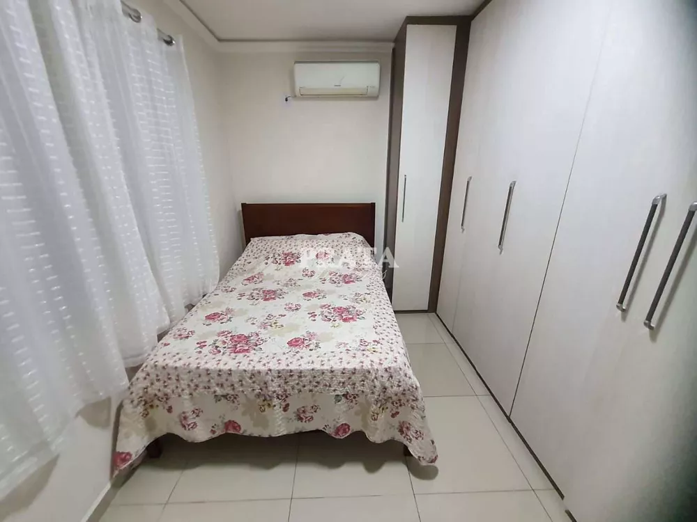 Apartamento à venda com 2 quartos, 70m² - Foto 4