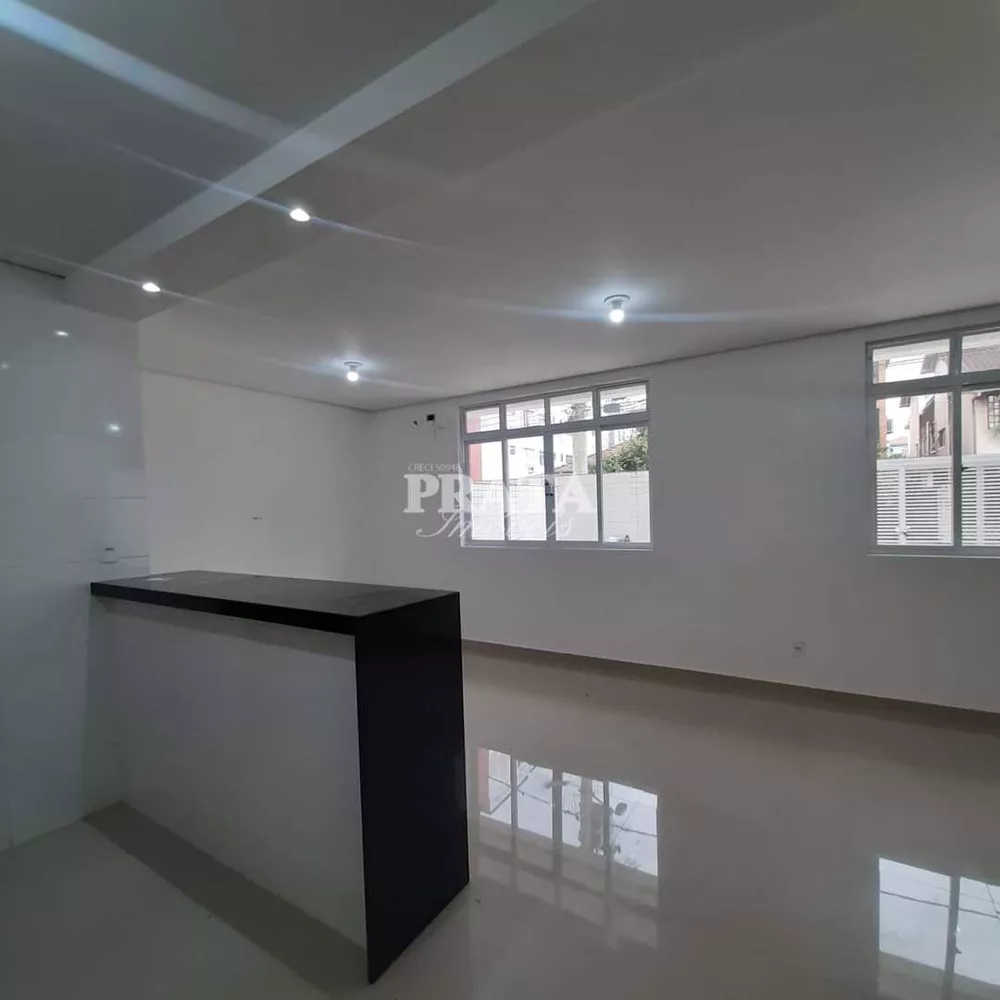 Sobrado à venda com 3 quartos, 100m² - Foto 4