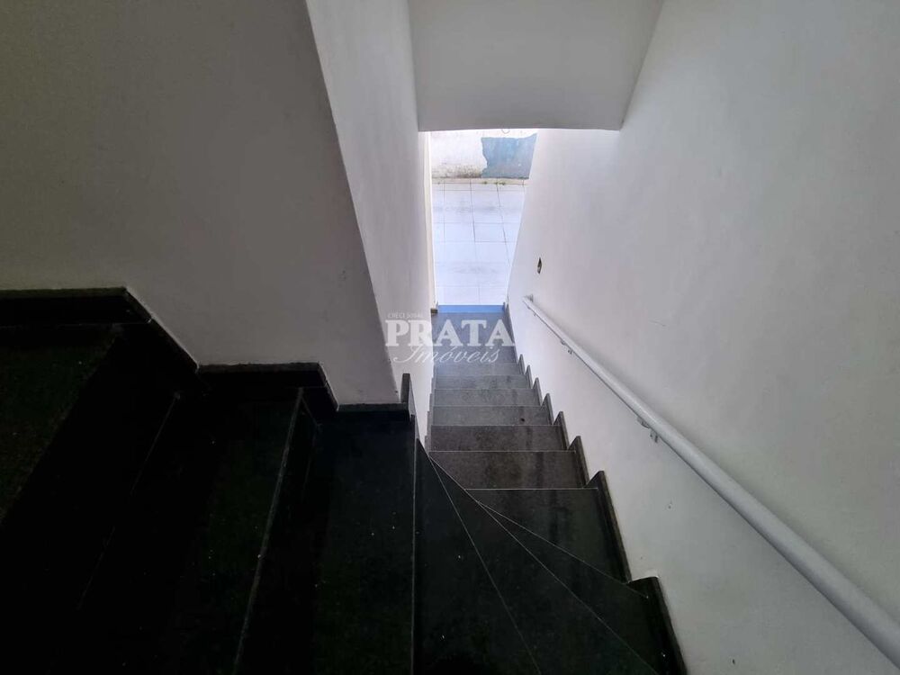 Casa à venda com 3 quartos, 100m² - Foto 2