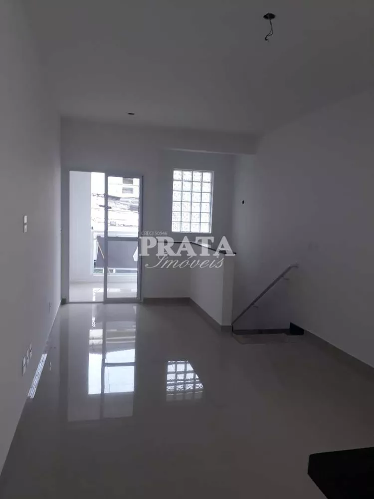 Casa à venda com 3 quartos, 95m² - Foto 1