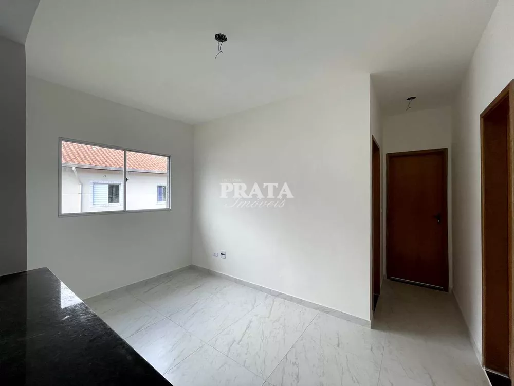 Casa à venda com 2 quartos, 54m² - Foto 1